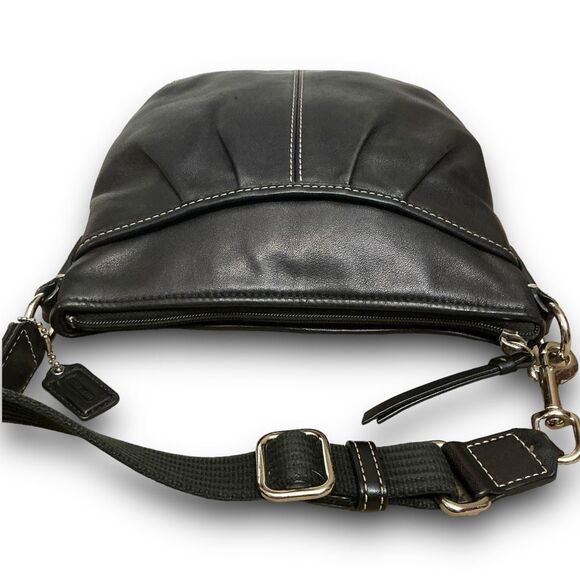 Vintage Y2K Coach Black Leather Crossbody Bag w/ Adjustable Strap - Picture 3 of 10